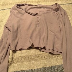 Aeropostale cropped long sleeve tee